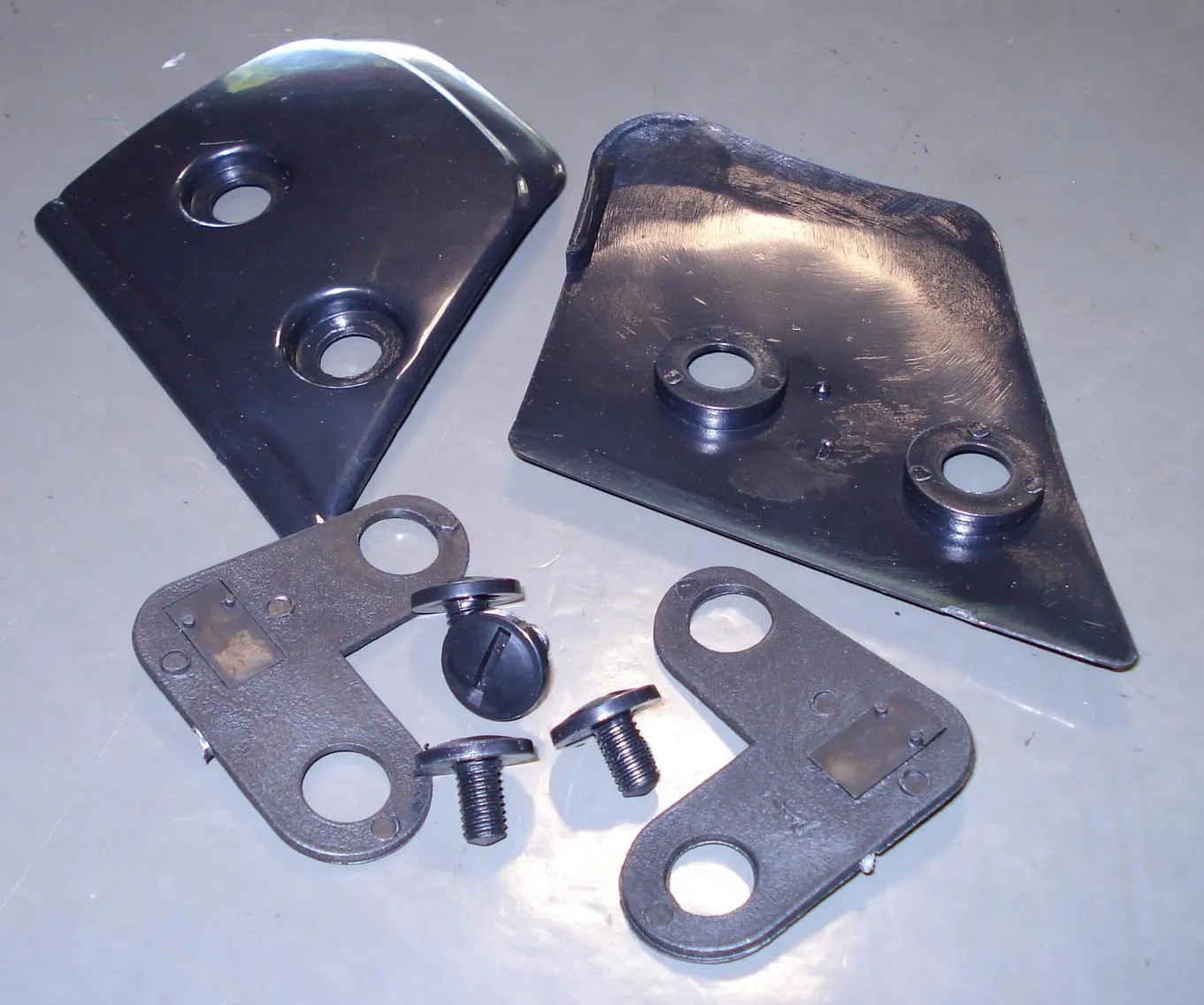 Repuesto Tapa Lateral Casco Halcon
